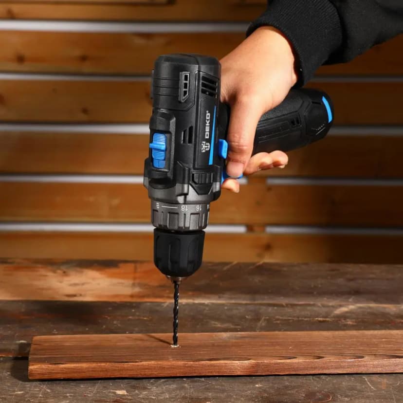 Дрель-шуруповерт аккумуляторная Deko ZKCD12V PRO 084-1015, 12 В Li-ion 2x2 Ач 7
